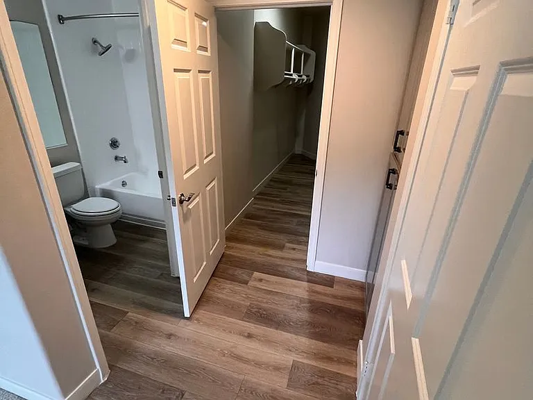 4623 Willis Ave — Photo 38