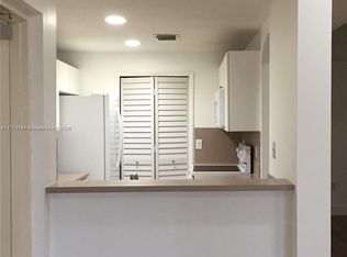 6740 NW 114th Ave APT 702, Doral, FL 33178