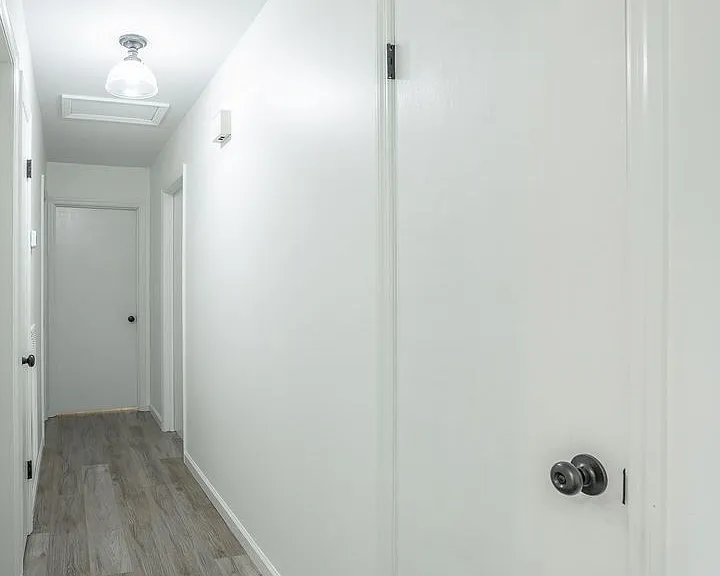 1364 Meadowood Dr — Photo 11