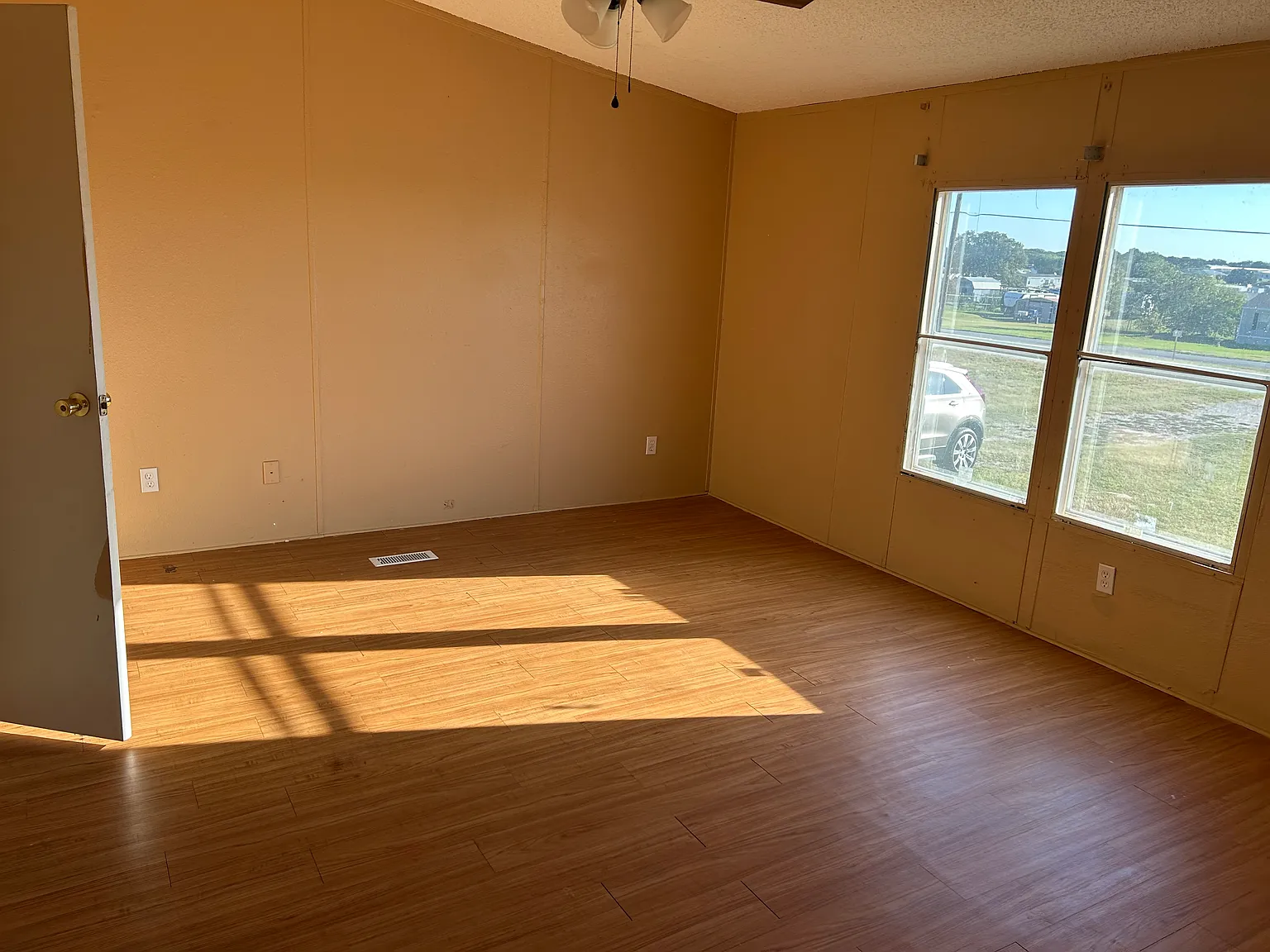 3 bed, 1568 sqft, $1,600 — Photo 2