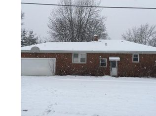 13524 Thraves Rd, Cleveland, OH 44125