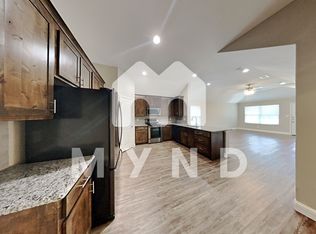 605 Dr Martin Luther King Jr Blvd, Waxahachie, TX 75165