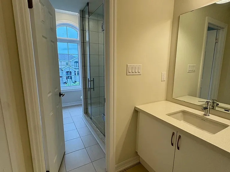 232 Warden St — Photo 32