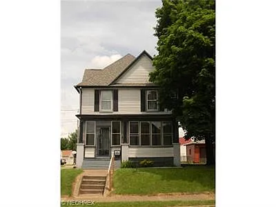 2905 7th St NW photo 1