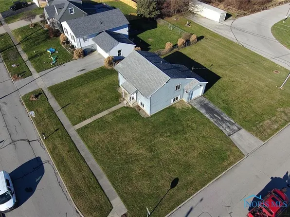 2637 Coveview Dr, Toledo, OH 43611