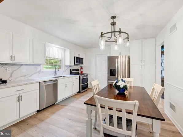 3813 Spring Meadow Ct, Ellicott City, MD 21042