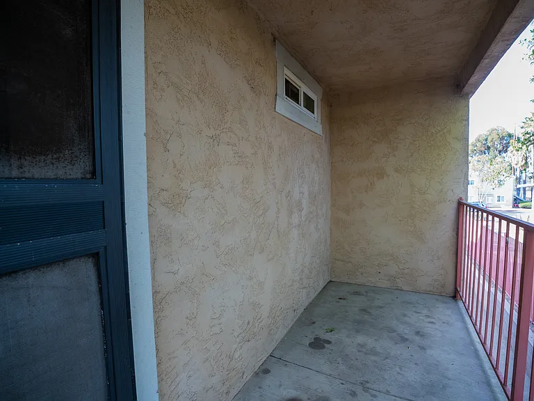 4455 Market St #D — Photo 2