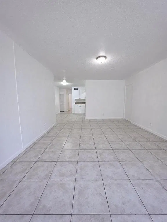 5631 NW 27th Ct — Photo 2