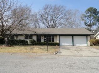 407 Willow Way, Gainesville, TX 76240