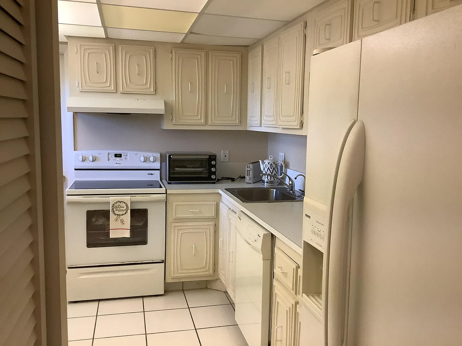 2 bed, 2.0 bath, 1300 sqft, $2,100 — Photo 4