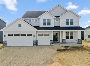 20325 Gadget Cir, Lakeville, MN 55044