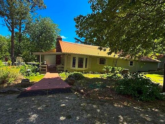 2nd image of 50 Cherokee Rd