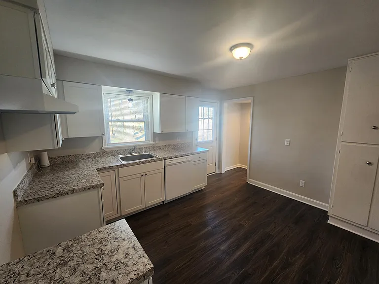 4507 Dover Rd — Photo 20
