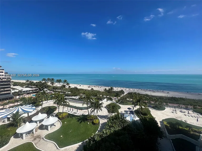 5151 Collins Ave #1035 — Photo 8
