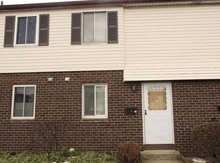 19 Fox Ct, Gates, NY 14606