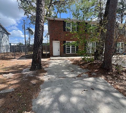 2nd image of 7634 Hunters Ridge Ln