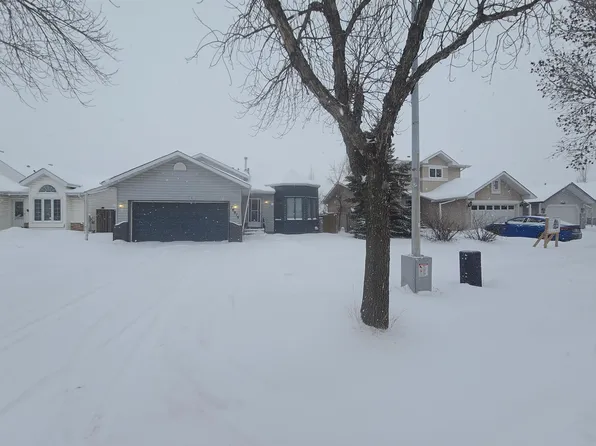 16815 91st St NW, Edmonton, AB T5Z 2W7