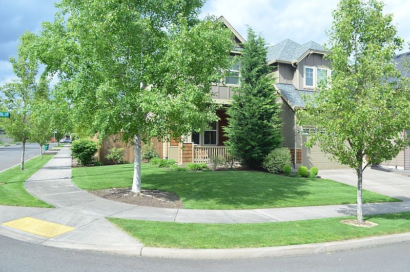 2nd image of 13433 SE Scenic Ridge Dr