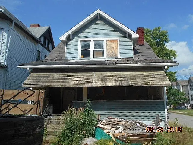 1400 Soles St photo 1