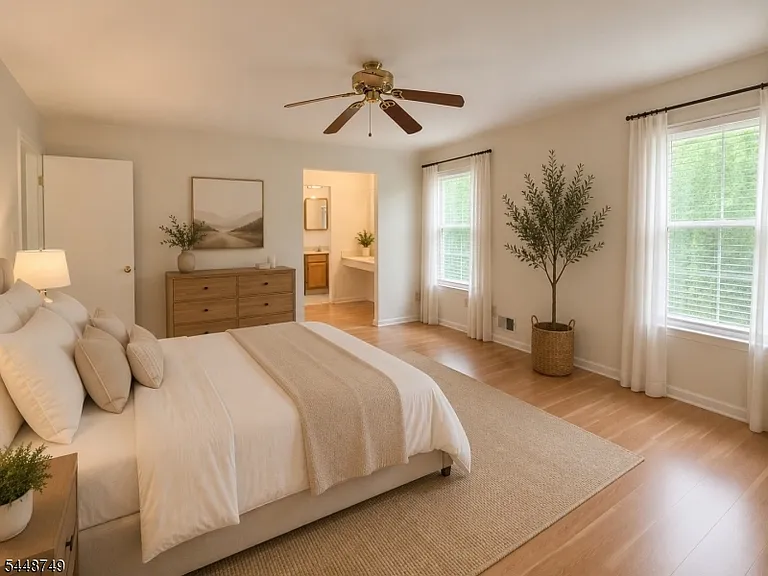 200 Bamburgh Ct — Photo 14