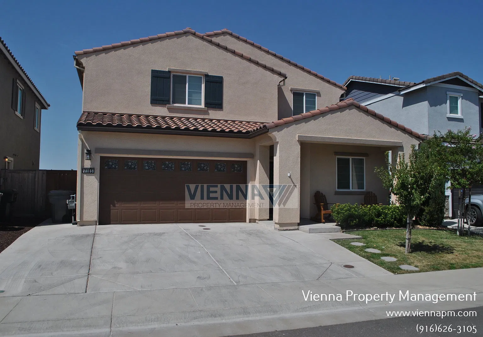 4 bed, 2.5 bath, 2530 sqft, $3,080 — Photo 2