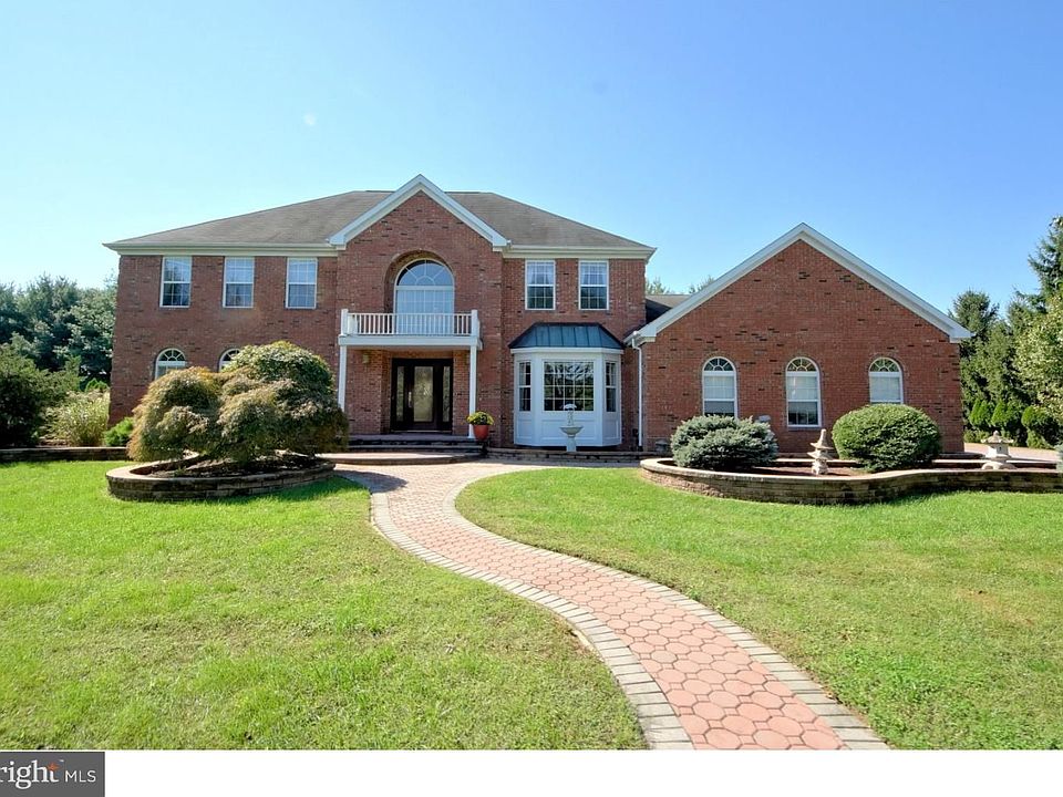 53 Cottage Place Dr, Robbinsville, NJ 08691 Zillow