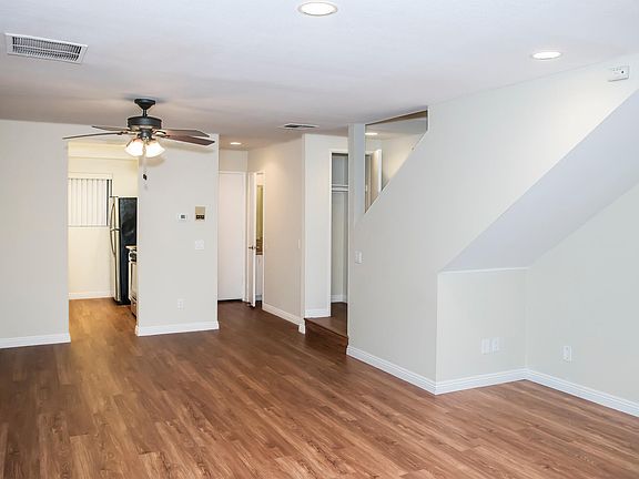 5th image of 534 E Cypress Ave
