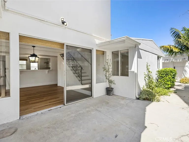 2551 Bayshore Dr — Photo 22