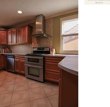 4th image of 8023 Kenwood Ave