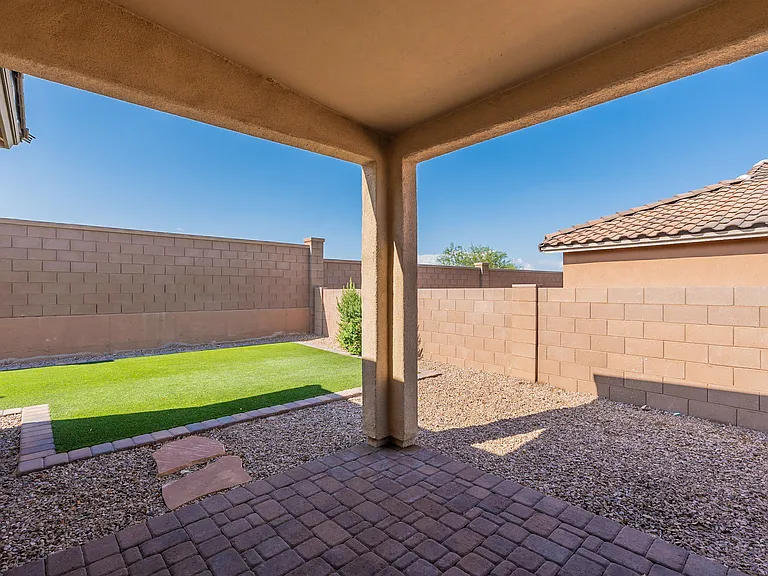 908 W Calle Sucre — Photo 27