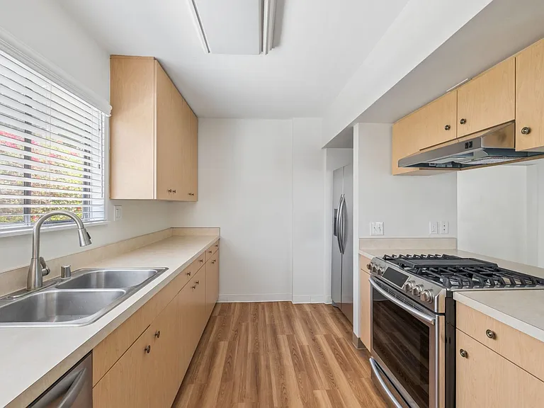 1787 Tustin Ave — Photo 10