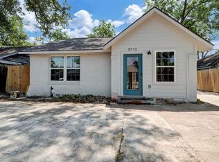 5710 Newport St, Houston, TX 77023