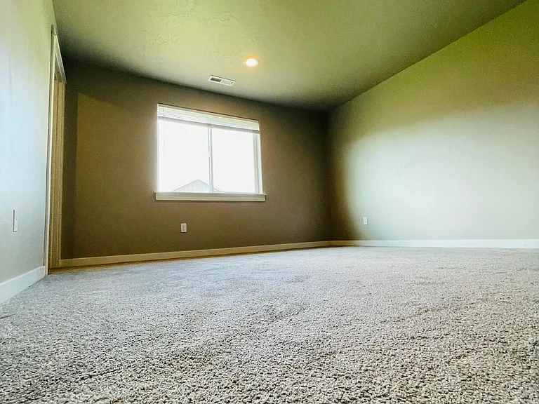 5725 E Upminster St — Photo 16