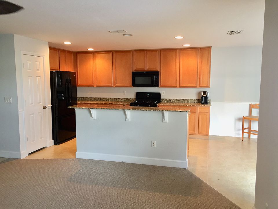 1st image of 1769 Pointe West Way