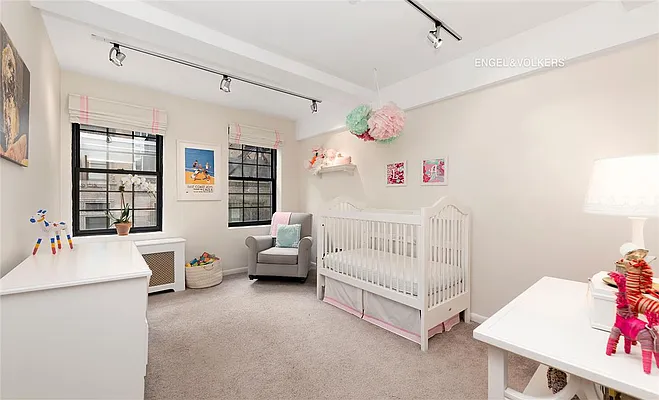 Sold by Engel & Völkers New York City | media 13