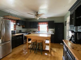 51 Marchant St, Newport, RI 02840