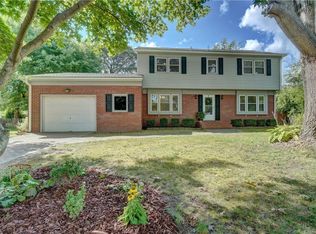 1325 Conrad Ln, Virginia Beach, VA 23454