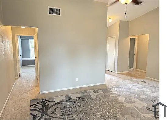 250 Barclay Ave — Photo 10