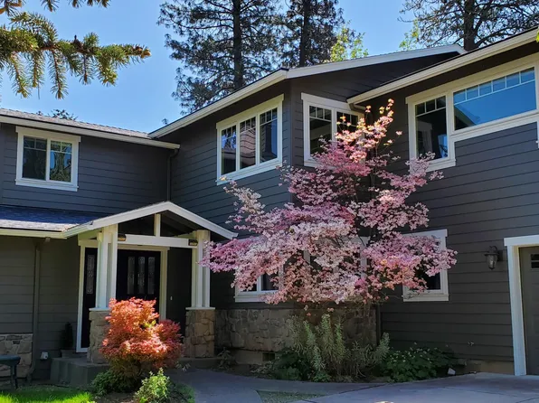 110 Hangman Way, Jacksonville, OR 97530