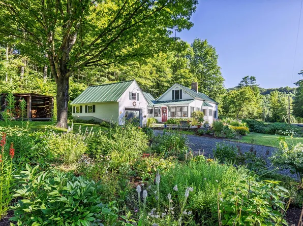 8133 Pomfret Road, Pomfret, VT 05053