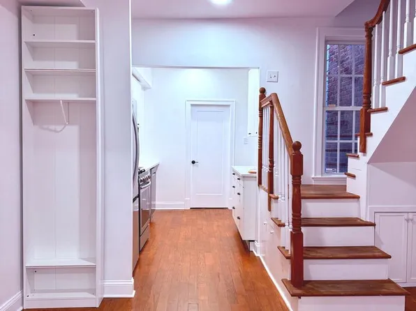 1113 Holbrook Ter NE, Washington, DC 20002