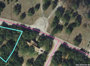 7 River Ranch Dr, Bandera, TX 78003