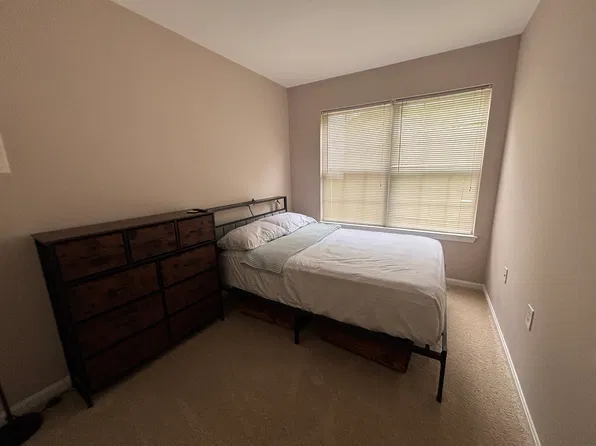 13710 Lark Song Dr #1, Germantown, MD 20874