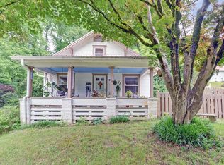 30 Proctor St, Murphy, NC 28906