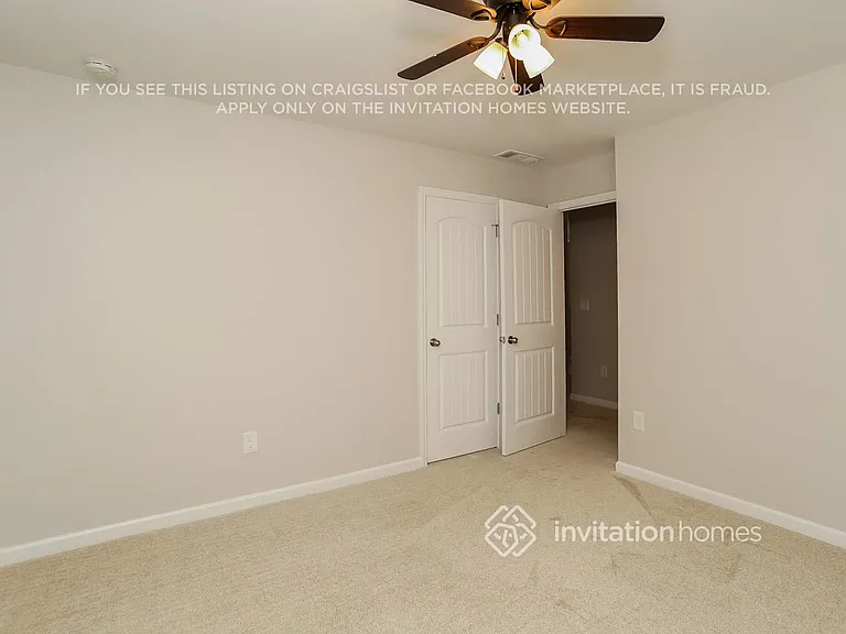 267 Royal Crescent Ter — Photo 12