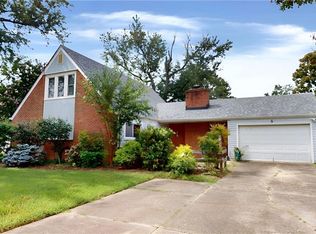 8 Tom Jones Ct, Hampton, VA 23666