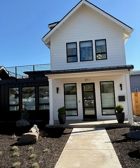 29-2 NW McKay Ave — Photo 21