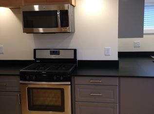 6040 38th Ave NE, Seattle, WA 98115