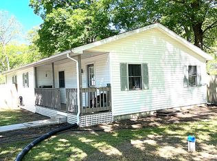 52633 Juniper Rd, South Bend, IN 46637