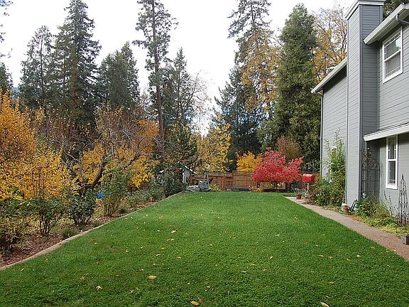 4th image of 170 Osprey Glen Ln